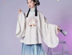 The Evolution of Shorts and Cheongsam:A Blend of Fashion and Tradition