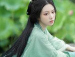 Chinese-Style Hanfu Girl:Embracing Traditional Elegance