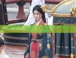 Enhanced Qipao for Girls in Autumn:A Fashionable Evolution