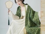 Vintage Shanghai Style Qipao:International Brands Embracing Traditional Elegance