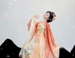 Summer Revival of Cheongsam:The Art of Traditional Embroidery