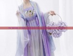 Embracing the Elegance of Zhu Zhus Qipao Style