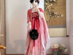Starry Hanfu Fashion:Slimming Down in Summer with Traditional Chinese Elegance