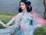 Red Cheongsam:The New Fashion Trend in 2021
