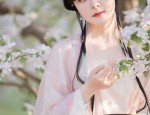 Childrens Hanfu Wigs:The Art of Fake Hair Buns for Traditional Chinese Attire