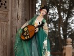 Elegant Cheongsam Vest Set:A Blend of Traditional and Modern Fashion