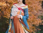 Autumn Elegance:The Modern Revival of Chinese Cheongsam in the New Neo-Classical Style