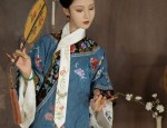 Embracing the Elegance of Horseface Skirt:A Guide to Hair Ornaments and Hair Combs