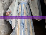 Vintage-Style Cheongsam with Sweeping Train:A Blend of Elegance and Tradition