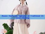 Original Hanfu Splendor at Fengcai Pool:Unveiling a Traditional Elegance