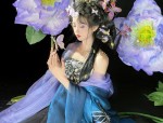 Traditional Chinese Clothing:The Evolution of Tangzhuang and Hanfu for Modern Women