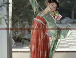 Exploring the Rise of Fuyao Style Hanfu in Television Drama:A Cultural Journey