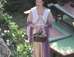 A Little Girls Journey into Traditional Chinese Beauty:Hanfu Ma mian裙 and the Necklace of Dreams