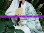 The Rise of Hanfu:The Allure of the Traditional Overlap-襟衬衫