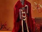 Modernizing the Cheongsam:A Winter Fashion Statement for Young Girls