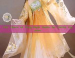 The Charm of Tang-Style Hanfu for Petite Figures