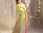 Horseface Skirt and Toast Costume Set:A Blend of Tradition and Elegance