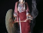 Red Horseface Skirt as a Toast-Wearing Ceremonial:A Blend of Tradition and Elegance