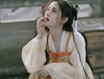 Vintage-Style Cheongsam:The Beauty of Mid-Length Qipao