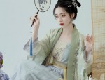 The Splendor of February Red in Traditional Hanfu Fashion