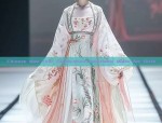 Chinese New Year Celebration:Traditional Qipao for Girls
