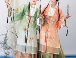 The Charm of Miniature Women in Summer:The Horseface Skirt and its Allure