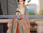 Chinese-Style Necklaces and Horseface Skirts:A Blend of Traditional Elegance