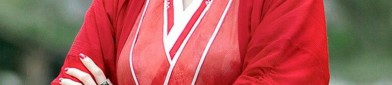 Red Cheongsam for the Engagement Ceremony:A Journey into Traditional Elegance