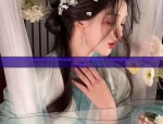 The Charms of Vintage Black Cheongsam:A Traditional Elegance