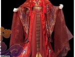 The Splendor of Hanfu:Red-Black Color Scheme and the Waisted-Style Elegance