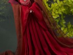The Revival of Traditional Tangzhuang Fashion Among Modern Youth