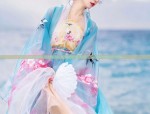 The Low-Cut Slit of Cheongsam:A Cultural Icon of Chinese Traditional Elegance