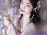The Cheongsam-Inspired Clutch Bag:A Blend of Tradition and Modern Elegance