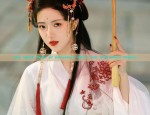 Winter Elegance in Northeast China:The Splendid Cheongsam of Big Flower Cloth