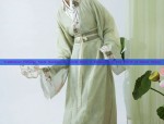 Traditional Chinese Style Sandals for Little Girls A Glimpse into the World of Hanfu Shoes