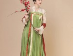 Little Girls Hair Styling with Traditional Hanfu Hairpins