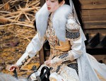 Moon Goddess in Traditional Hanfu:A Journey into Yizhis Realm of Cultural Splendor