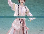 Elegant Evolution of the Cheongsam:The Modern Ode to Aodai