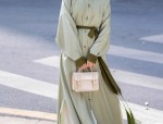 The Elegance of Long Pearl Necklaces with Cheongsam:A Fashion Fusion