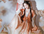 Hanfu Fashion:Exploring the Allure of Yang Zis Traditional Chinese Attire