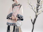 Daily Silk Cheongsam Experience:Comfort and Elegance