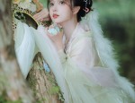 Engaged:Plus-Size Brides Embrace the Cultural Icon of Qipao for Their Special Day