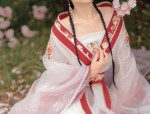 The Cultural Significance of Hanfu Red Ribbons