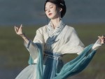 Summer Fashion Trends:Long-sleeved Cheongsam Skirts with Flavor of the Season