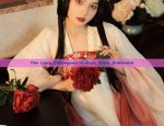 The Journey of a Nine-Year-Old Girl into the World of Hanfu Fashion