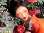 The Charm of Cheongsam-Inspired Outerwear:A Closer Look at the Qipao Jacket with a Little Shawl