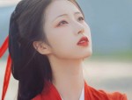 Embracing the Night in a Cheongsam:The Essence of Class and Elegance