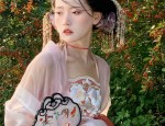 Flax Cheongsam Skirt:The Pure Beauty of Natural亚麻的魅力，亚麻旗袍裙的纯朴之美