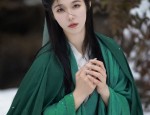 Winter-Ready:A Girls Hanfu Traditional拜年服饰 for the Cold Seasons
