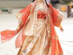 The Splendor of Late Ming-Style Hanfu Robes:The Phoenix Crown and Cloud-Colored Robe